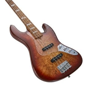 MOOER MBJ420 | Bajo Eléctrico 4 cuerdas Jazz Bass Red Burst